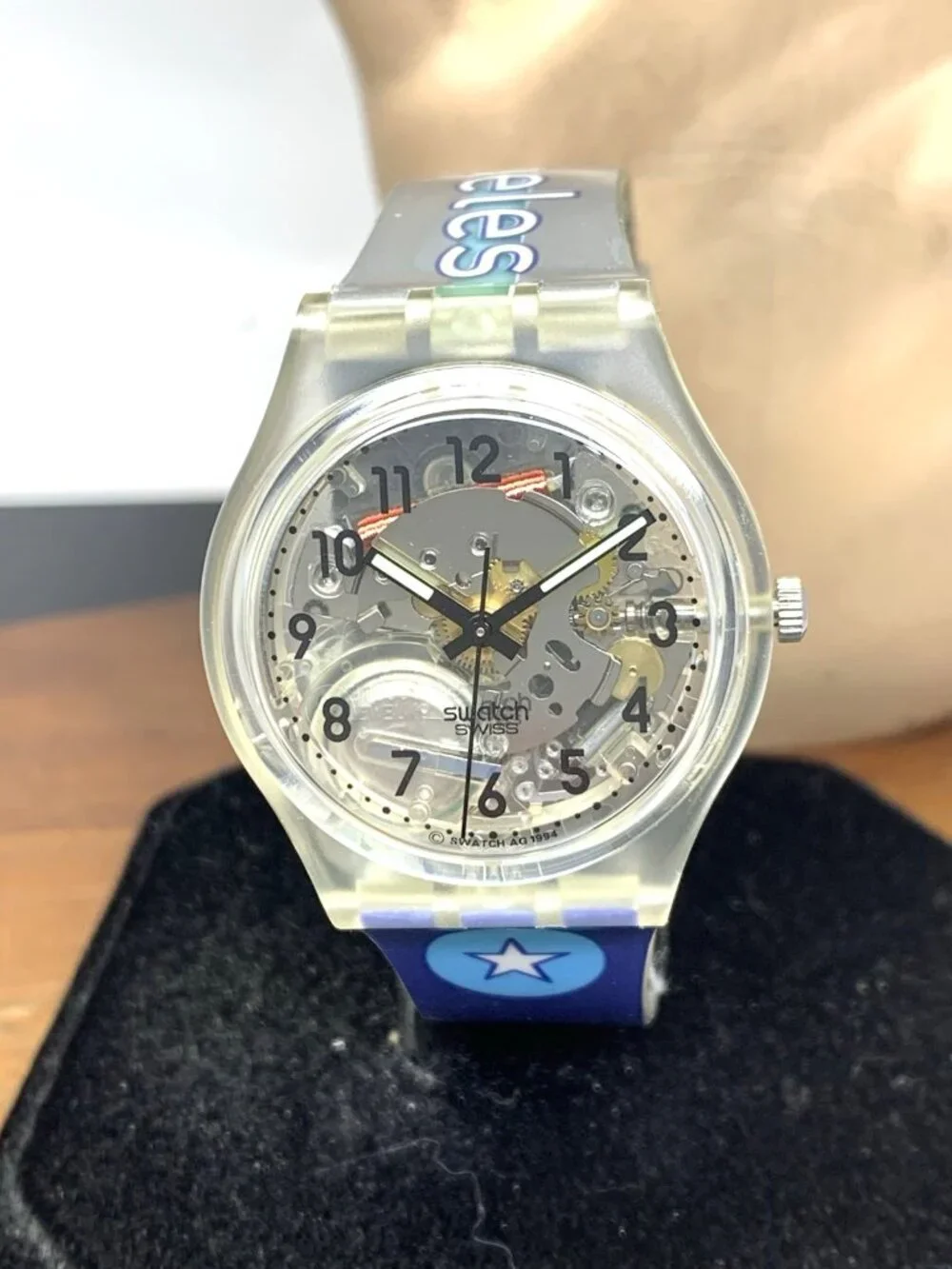 Swatch Watch GK209D Los Angeles Swiss Quartz Blue Rubber Vintage 1994 34mm